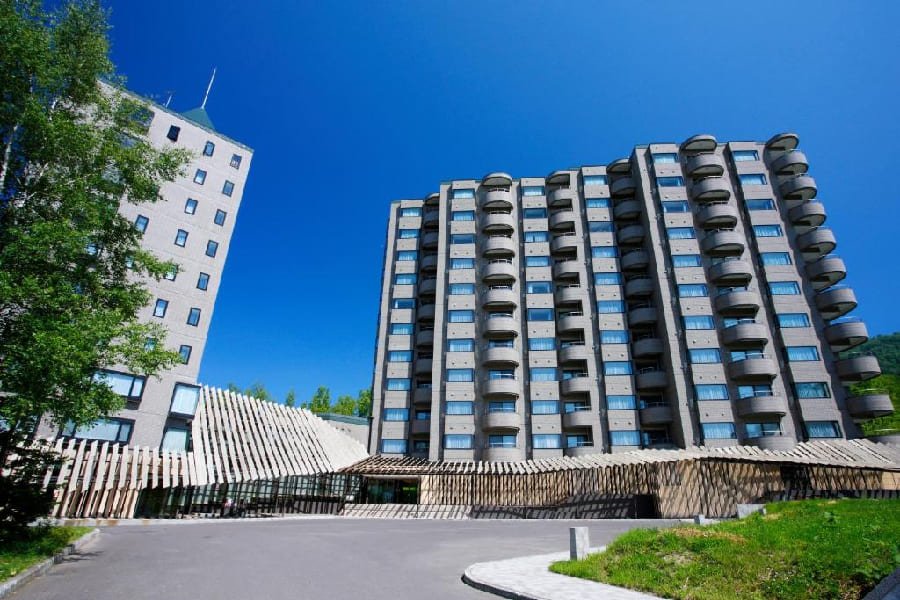 二世古塔度假酒店-01