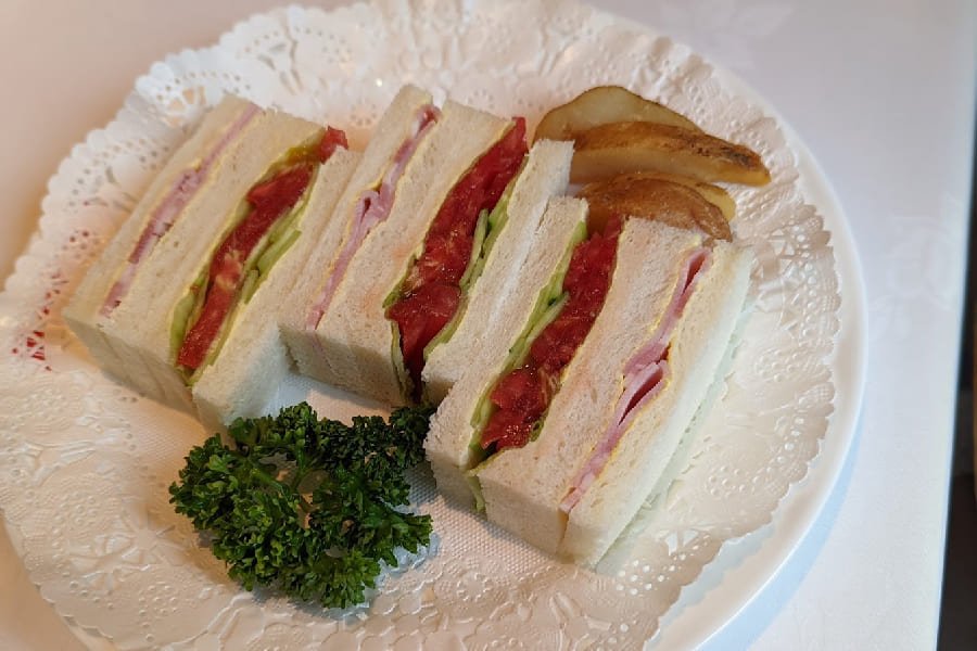Restaurant Mountley-03