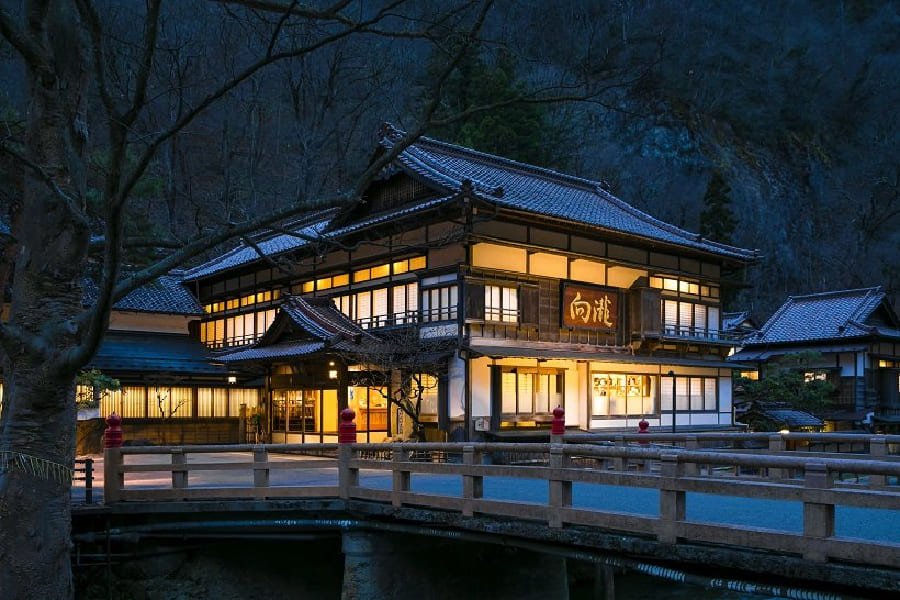 會津東山溫泉向瀧-01