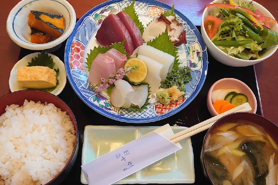 田吾作月-03