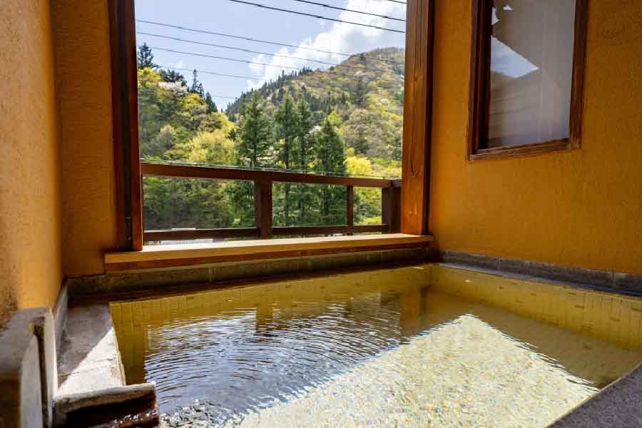 四萬溫泉柏屋旅館-02